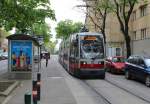 Wien WL SL O (A 17) Rudolfshügelgasse am 30. April 2015.