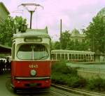 Wien Wiener Verkehrsbetriebe (WVB) SL 38 (E1 4640 (SGP 1966) Schottentor am 19. Juli 1974. - Man bemerke, dass der Zug in der oberen Schleife hält. - Der E1 4640 kam am 6. November 2006 nach Krakau. - Scan von einem Farbnegativ. Film: Kodacolor II. Kamera: Kodak Retina Automatic II.