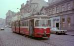 Wien Wiener Verkehrsbetriebe: SL 9 (D1 4315) Gersthofer Straße / Herbeckstraße (Endstation Gersthof) am 3. November 1975. - Die Gelenktriebwagen des Typs D1, 4302 - 4316, lieferte die Firma Gräf & Stift in den Jahren 1959 - 1960. Zwischen 1973 und 1976 wurden diese Triebwagen ausgemustert. - Scan von einem Farbnegativ. Film: Kodacolor II. Kamera: Kodak Retina Automatic II.