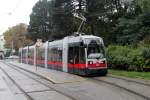 Wien Wiener Linien SL 26 (B 660) Strebersdorf, Edmund-Hawranek-Platz am 15.