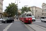 Wien Wiener Linien: E1 4784 (SGP, Simmering-Graz-Pauker, Werk Simmering 1972) als SL 2 Ring / Schwarzenbergstraße / Schwarzenbergplatz am 14.