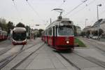 Wien Wiener Linien SL 1 (E2 4084) Karlsplatz am 11. Oktober 2015.