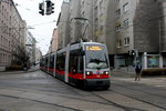 Wien Wiener Linien SL 1 (B1 766) Favoriten, Quellenstraße / Knöllgasse am 18. Februar 2016.