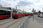 Wien Wiener Linien SL 67 (E2 4073 + c5 1473) Favoriten, Favoritenstraße / Alaudagasse am 21. März 2016.