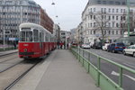 Wien Wiener Linien SL 5 (c4 1303 + E1 4781) Friedensbrücke am 23.