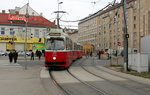 Wien Wiener Linien Straßenbahn: Wagentypen in Betrieb im Feber / Februar 2016: GT6 E2. - Ein Zug bestehend aus dem Tw E2 4314 und dem Bw c5 1514 erreicht am 14. Feber / Februar den Haltestellenbereich Altes Landgut. - Der Zug war ein Einsatzzug auf der SL 67 für Fussbalzuschauer, die dem Bundesliga-Fussballspiel zwischen den beiden Wiener Vereinen Austria Wien und Rapid Wien in der Generali Arena beiwohnen wollten.