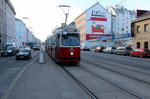 Wien Wiener Linien SL 67 (E2 4076 + c5 1476) Favoriten, Laxenburger Straße am 16. Februar 2016.