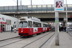 Wien Wiener Linien SL 6 (E2 4304 + c5 1504) Simmering, Simmeringer Hauptstraße / Simmeringer Platz / ÖBB-Bahnhof Wien-Simmering am 22. März 2016.