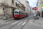 Wien Wiener Linien SL 49 (E1 4558 + c4 1367) Neubau, Westbahnstraße (Hst. Zieglergasse / Westbahnstraße) am 16. Februar 2016.