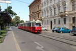 Wien Wiener Linien SL 49 (E1 4536 + c4 1373) Innere Stadt (1. (I) Bezirk), Schmerlingplatz am 26. Juli 2016. 