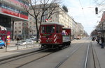 Wien Wiener Linien ATw GP 6408 Brigittenau (XX, 20. Bezirk), Dresdner Straße / Höchstädtplatz am 23. März 2016. - Der Tw warb für  die große Ostereisuche in der Remise  am Karsamstag dem 26. März und am Ostersonntag dem 27. März 2016. -  Remise  ist seit 2014 die Bezeichnung des Verkehrsmuseums der Wiener Linien im ehemaligen Straßenbahnbetriebsbahnhof Erdberg.