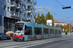 Wien, ULF B1 737  Turkish Airlines  auf der Linie 2 in der Marchfeldstraße, 22.10.2016
