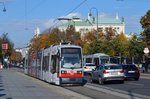 Wien, ULF B1 760  Sky  am Doktor-Karl-Renner-Ring, 22.10.2016  