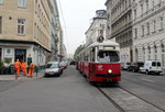 Wien Wiener Linien SL 5 (E1 4791 + c4 1308) XX., Brigittenau, Rauscherstraße / Bäuerlegasse am 17. Oktober 2016. - Benannt wurde die Bäuerlegasse nach Adolf Bäuerle (1786 - 1859), der Schriftsteller, Autor von Wienerliedern, Theaterdichter und Journalist war.