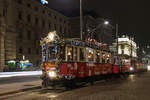 Die Ströck-Weihnachtsbim (M und m3) am Schwarzenbergplatz, 26.11.2016