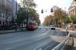 Wien Wiener Linien SL D (E2 4020) I, Innere Stadt, Universitätsring / Schottentor am 22. Oktober 2016.