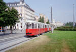 Wien WVB SL 32 (c4 1336 (Bombardier-Rotax 1975)) I, Innere Stadt, Franz-Josefs-Kai / Schottenring im August 1994. - Scan von einem Farbnegativ. Film: Kodak Gold 200. Kamera: Minolta XG-1. 