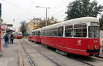 Wien Wiener Linien SL 25 (c4 1338 + E1 4824) XXII, Donaustadt, Hst. Konstanziagasse am 21. Oktober 2016.