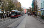 Wien Wiener Linien SL 26 (B 677) XXI, Floridsdorf, Hoßplatz am 21. Oktober 2016.