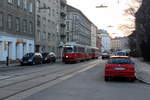 Wien Wiener Linien SL 5 (E1 4798 + c4 1313) II, Leopoldstadt, Am Tabor am 13. Februar 2017.
