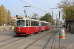 Wien Wiener Linien SL 31 (E2 4054 (SGP 1985) + c5 1454 (Bombardier-Rotax 1980)) XX, Brigittenau, Friedrich-Engels-Platz am 20.