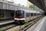 V/v Triebzug 3808 der Wiener Linien als U4 von H�tteldorf nach Wien Mitte-Landstra�e, am 27.07.2026 in Wien Kettengassenbr�cke. 