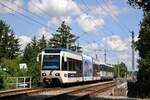 Tw.408 + 101 überqueren in Tribuswinkel gerade die Brücke des Wiener Neustädter Kanals. (03.07.2021)