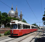 Vor der Kulisse der im historistischen Neofrühgotik errichteten Kirche  Maria vom Siege  konnte ich am 16.