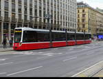 Wien - Tram Nr.318 unterwegs auf der Linie 71 in der Stadt Wien am 16.09.2025