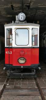 Eine alte Tram aus Wien mit Nummer 4143, im Depot von Amsterdam. Zufällig gefunden auf einer Fahrradtour und ein netter Herr hat uns alles erklärt.20.2.2021