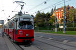 Wien Wiener Linien SL 49 (E1 4542 + c4 1360) XIV, Penzing, Oberbaumgarten, Linzer Straße (Hst. Baumgarten) am 18. Oktober 2019.
