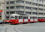 Wien Wiener Stadtwerke-Verkehrsbetriebe / Wiener Linien: Gelenktriebwagen des Typs E1: Motiv: E1 4631 + c3 1154 als SL 38 Nußdorfer Straße / Heiligenstädter Straße / Währinger Gürtel im August 1994. - Hersteller und Baujahre der Straßenbahnfahrzeuge: SGP 1966 (E1 4631) / Lohnerwerke 1960 (c3 1154). - Neuer Scan eines Farbnegativs. Film: Kodak Gold 200. Kamera: Minolta XG-1.