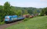 Mit dem 54795 ist am 17.05.2011 die 1016 023   bei Kremsm�nster ums Eck gefahren.