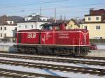 SLB 2000 084 - SLB V84 (ex DB V 100 1084 / ex DB 211 084 / ex �BB 2048 002)  steht am 18.12.2009 im SLB Bahnhof Salzburg-Itzling
