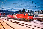 Endlich sind die ÖBB-Vectrons regelmäßig unterwegs :-)  Hier warten soeben 1293 217-0 und 1293 001-4, im Bahnhof Spittal-Millstättersee, auf den nächsten Einsatz.