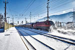 1116 236-1 schiebt den railjet 111 "Hohe Tauern" (München Hbf - Klagenfurt Hbf), bei Pusarnitz, die Tauernbahn hinunter.