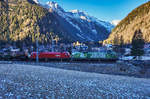 1016 023-4 "Green Points" und 1116 100-0 fahren nahe des Bahnhofs Mallnitz-Obervellach dem Tauerntunnel entgegen.