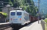 Der Schrottzug nach Italien ist einer der wenigen verbliebenen Einsätze für die ehemaligen DB-Klassiker der Baureihe 139.
