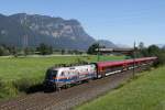Die Polizeilok 1116 250-2 ist am 19.8.2012 mit Railjet Wien-Bregenz unterwegs.