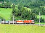 Braz 24/07/2017 : Doppeltpack von  1116 + 1144 mit einem Kohlezug im brazer Bogen.