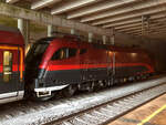 1116 232-0 schob den doppelten RJX 169 nach Wien Hbf.