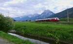 4024 091 als S4/5181 nach Jenbach am 27.04.2025 bei Hatting in Tirol.