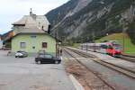 Der End- und Startpunkt der S5 der Tiroler Schnellbahn in Scharnitz am sp�ten Nachmittag des 4.10.2012