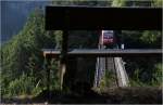 Eine, wie zu sehen ist, gem�tliche Fotostelle ist diese an der Mittenwaldbahn in Hochzirl gelegene, mit Blick auf den Vorbergviadukt.