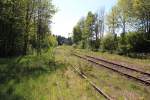 Die westliche Ausfahrt des Bahnhofes Gerichtsberg bei km 36,5 an der Leobersdorferbahn mit einem alten Hauptsignal, das wohl länger auf "Halt" -position bleiben wird, Mai 2011