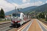 Nachschuss auf 193 774, als diese am Morgen des 03.07.2018 zusammen mit 189 901 als Lokzug (Brenner - Kufstein) durch den Bahnhof von Matrei am Brenner in Richtung Inntal fuhren.