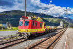 X 521 002-6 steht am 2.5.2017 abgestellt im Bahnhof Greifenburg-Weißensee.