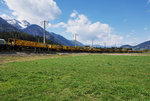Blick auf den RU 800 S von SWIETELSKY, am 12.4.2016 bei Berg im Drautal.
