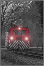 Immer fleißig ,.... 

DM 100.1 flitzt mit einem Kbkm aus dem Bahnhof Deutschlandsberg in Richtung Schwanberg. 
3.12.2018