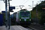 Railtrans International s.r.o-RTI Vectron 383 111 mit einem Kesselwagenzug am 20.09.2023 in Lanzendorf-Rannersdorf Richtung Wien Kledering.